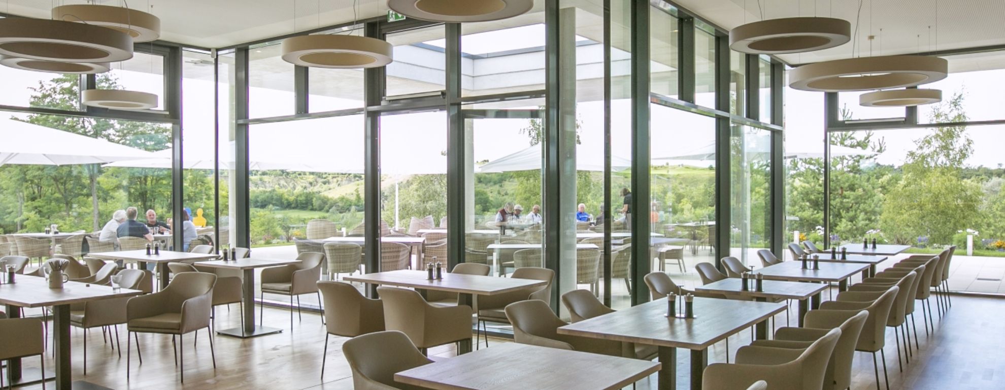 <div class=caption-wrap><div class=headline><p>Das Restaurant „Loft“</p></div><br /><div class=teaser>Genuss mit Ausblick</div> <br /><div class=link><a href="/wohnen/restaurant-loft.html">Mehr Informationen</a></div> </div>